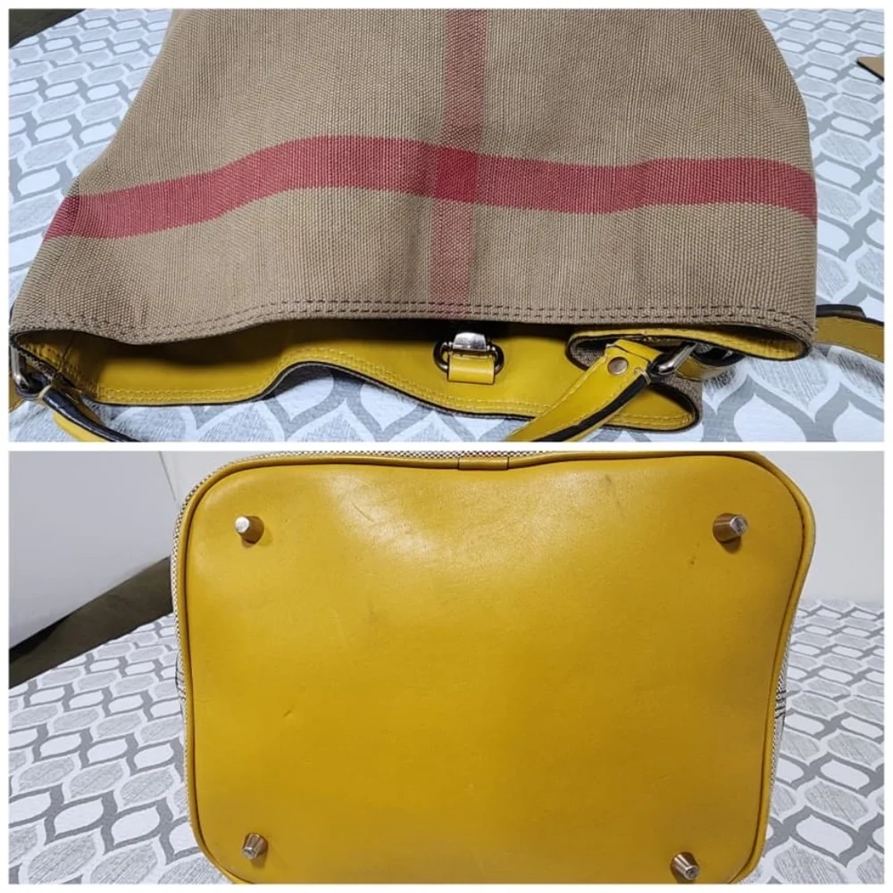 Authentic BURBERRY Canvas Mega Check Medium Ashby Hobo Saddle Bag Yellow/Beige
